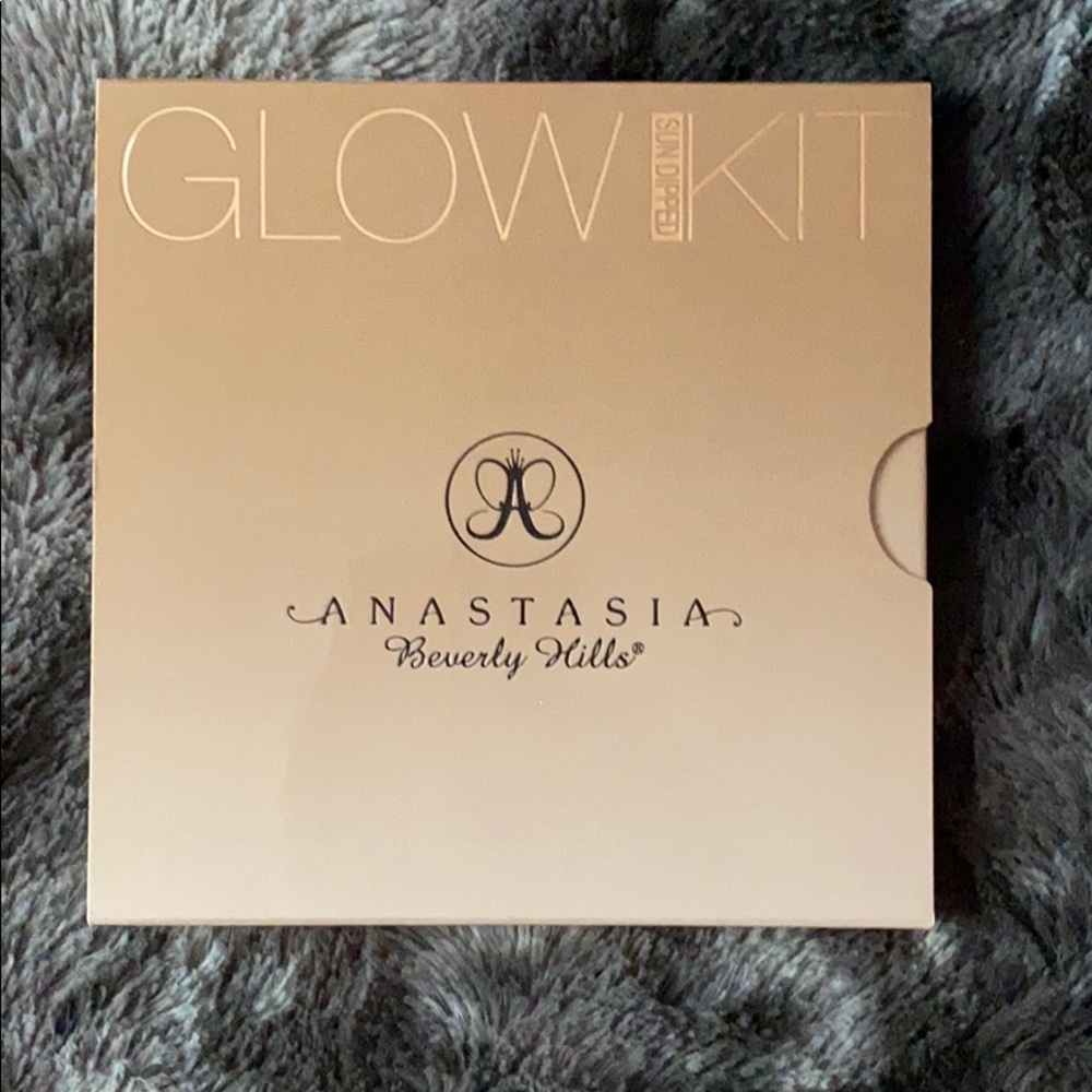 Anastasia Beverly Hills Glow Kit - Sundipped